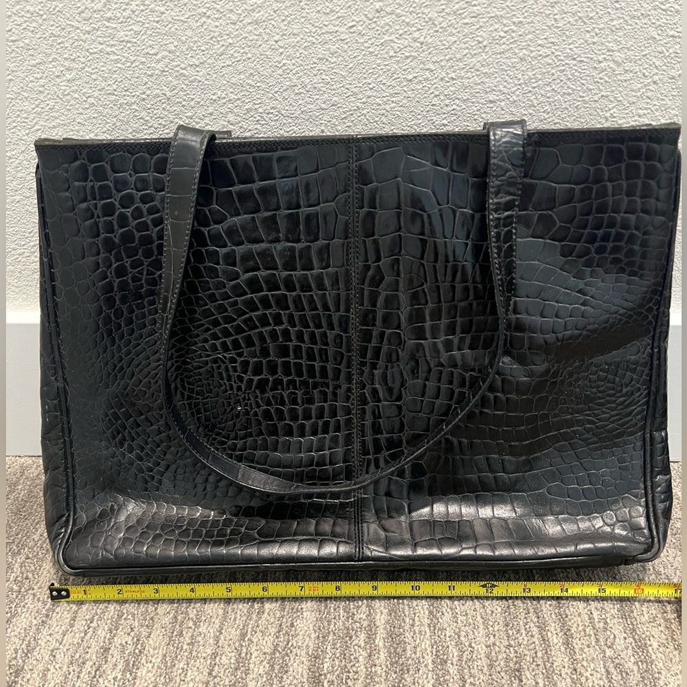 Italian Leather Cristian Tote - Picture 6 of 9